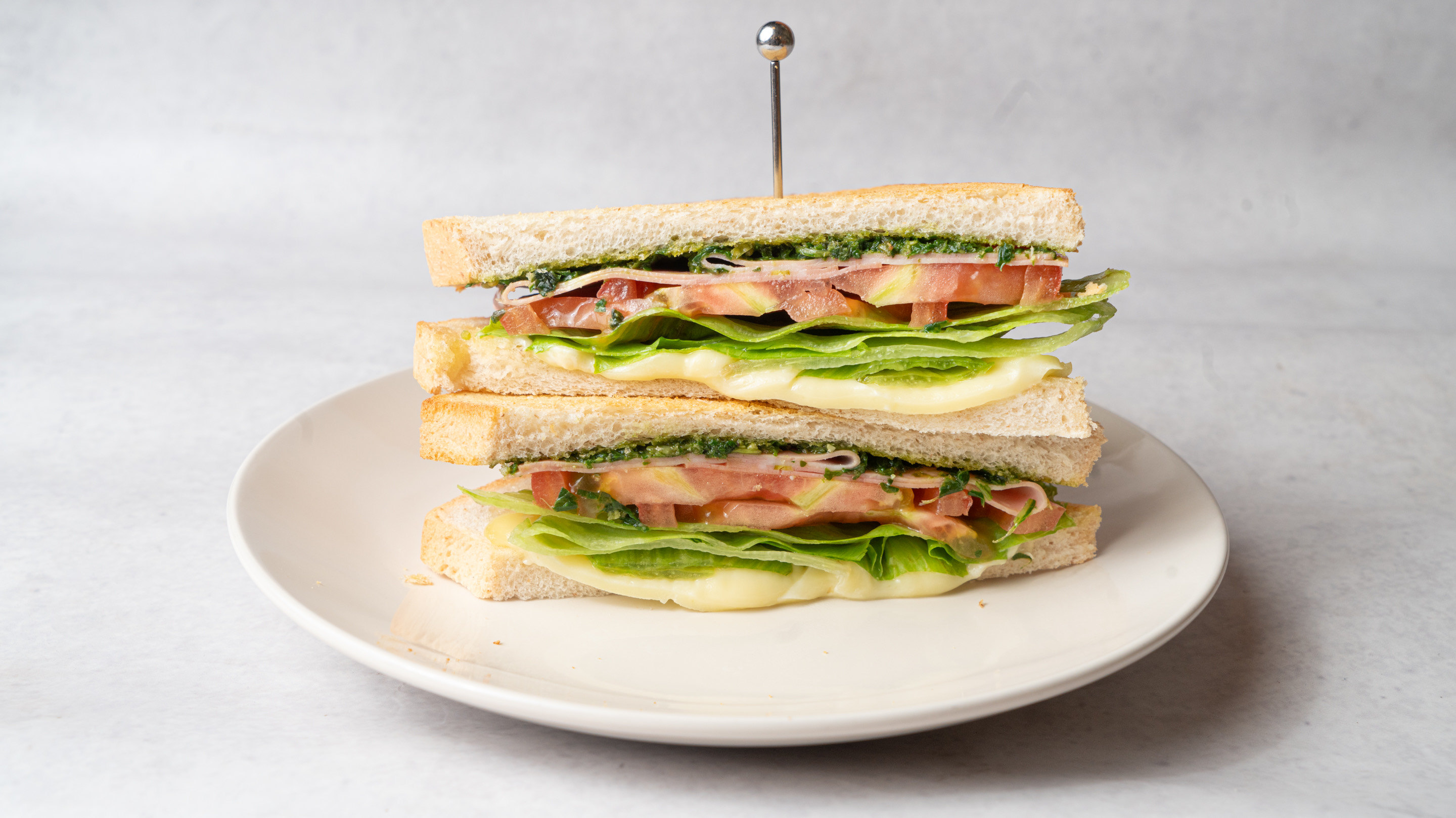食パン Ham tomato mozzarella(ハム&トマトモッツァレラ)